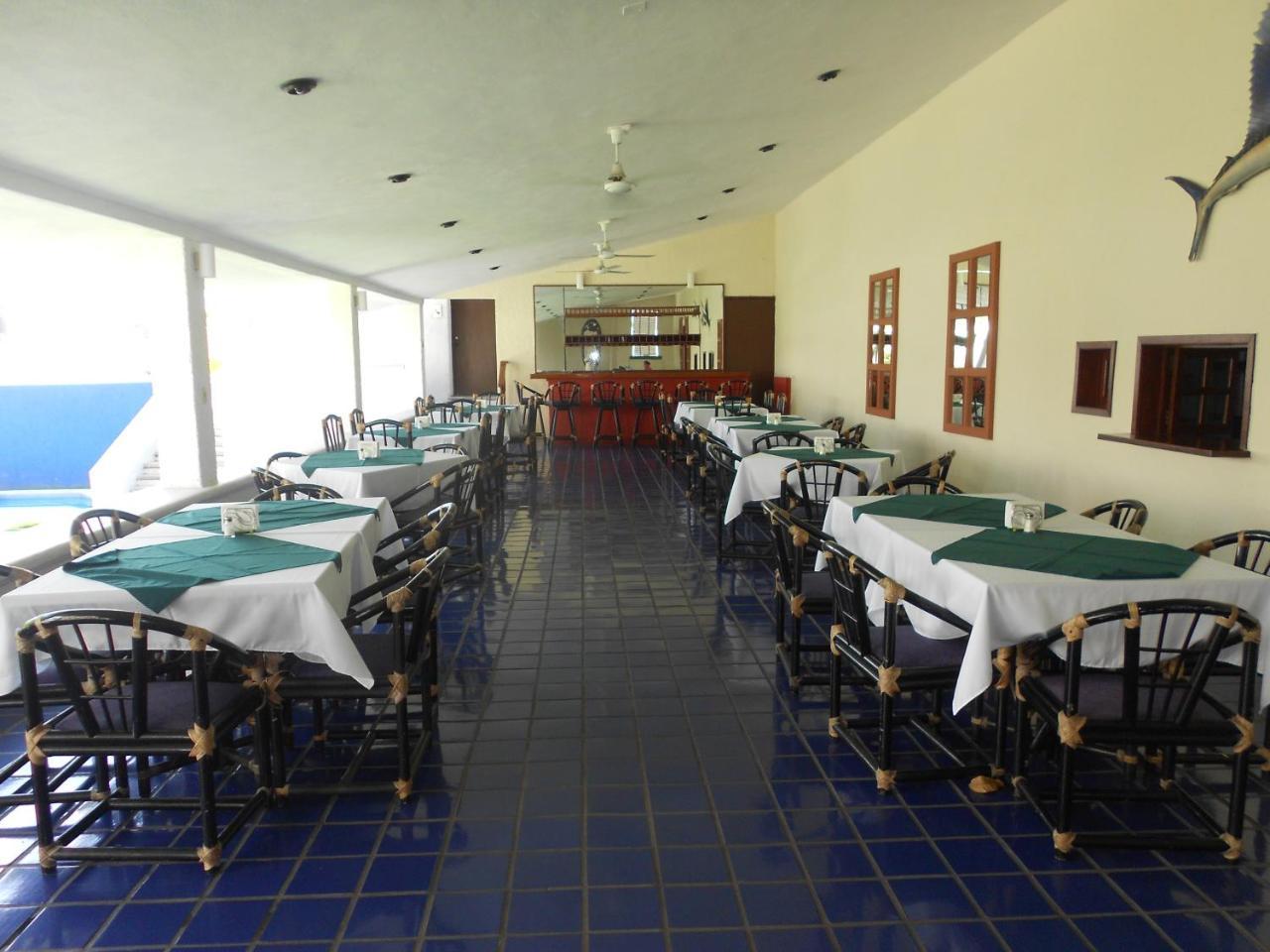 Suites Las Palmas Hotel Y Villas Manzanillo Esterno foto